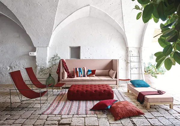 Outdoor Furniture with sunbrella upholstery fabrics