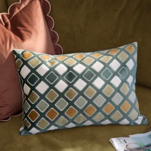 Green Diamond Pattern Velvet Cushion